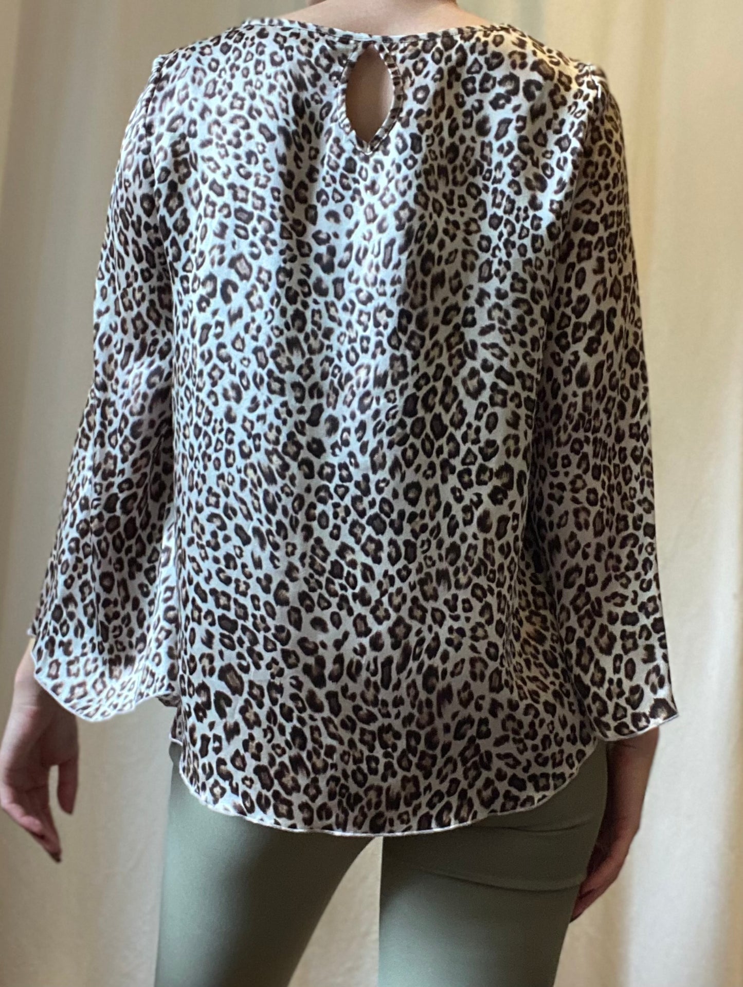 Leopard Blus