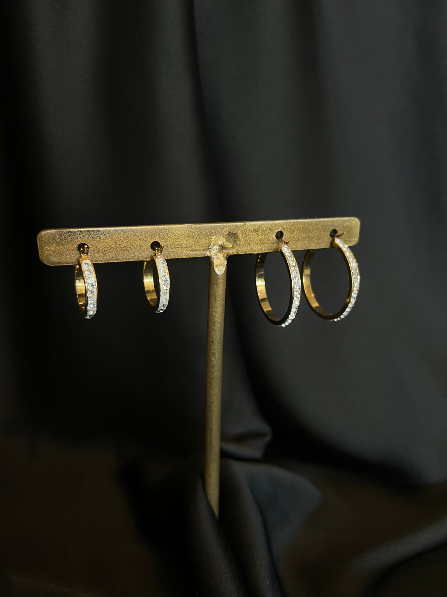 Holly Hoop Small Gold Clear