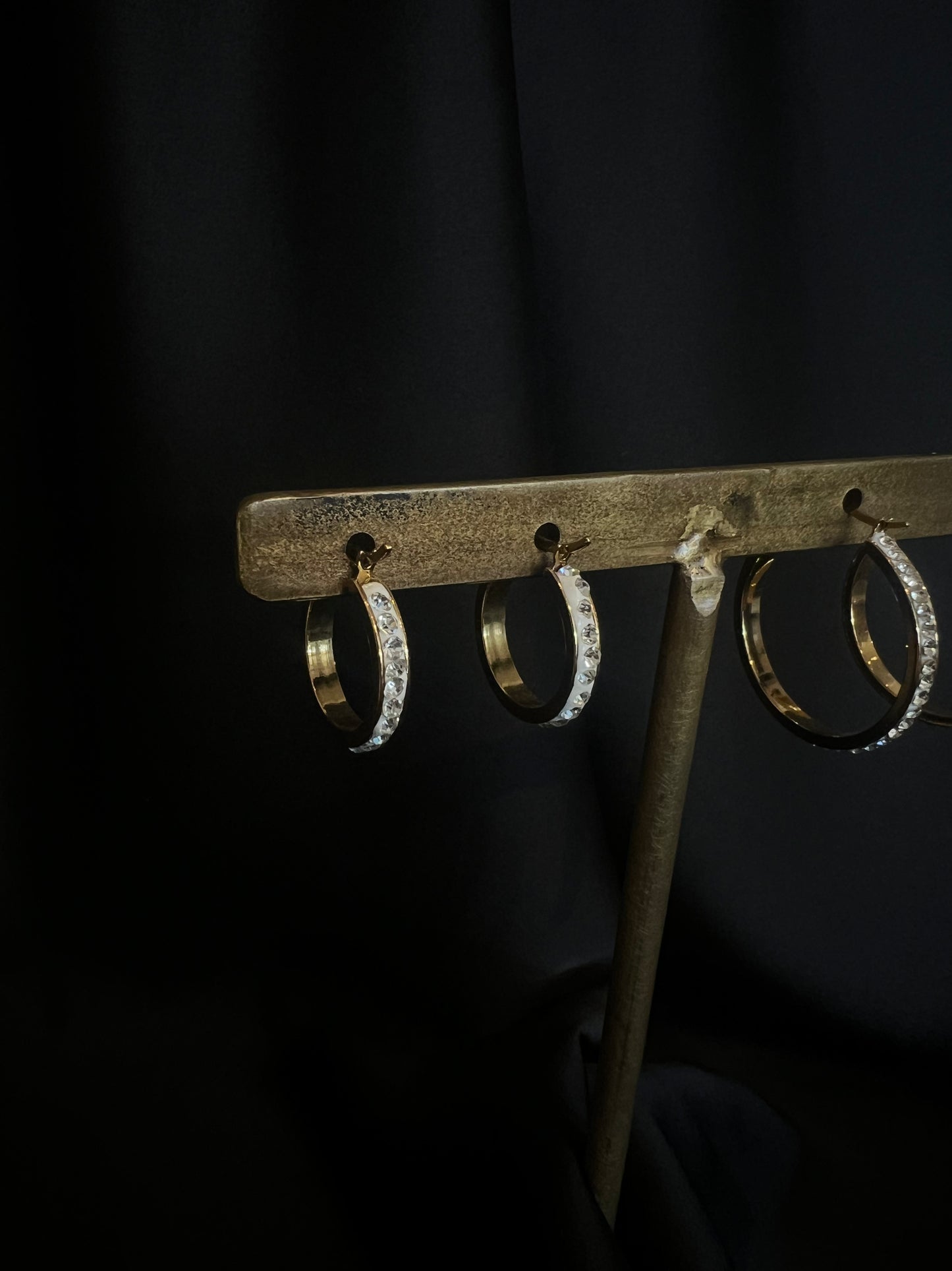 Holly Hoop Small Gold Clear