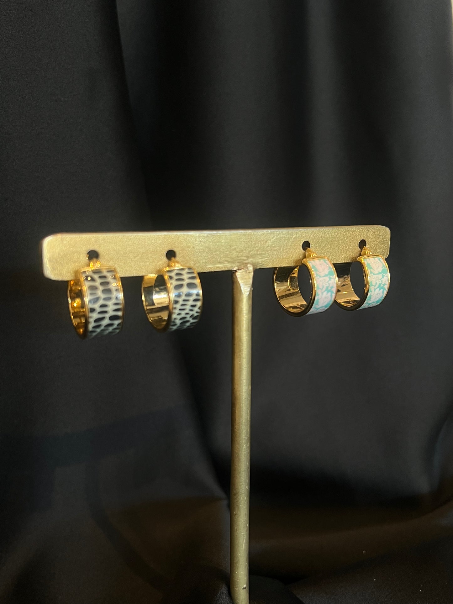 Short Hoop earing