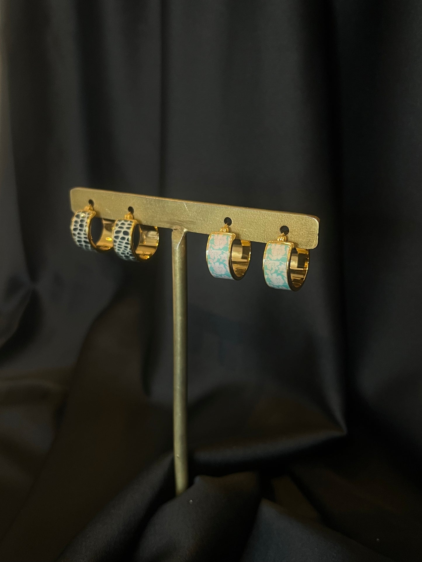 Short Hoop earing